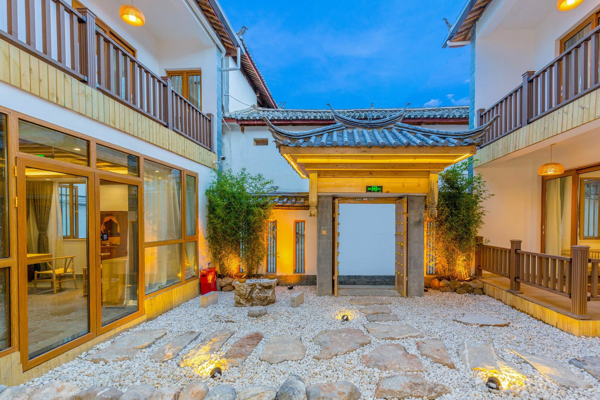 The South House Hotel Lijiang  Bagian luar foto